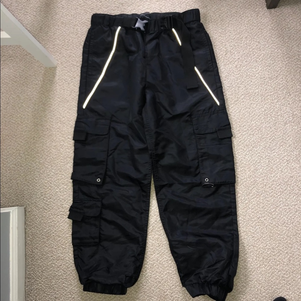 urban outfitters cargo pants